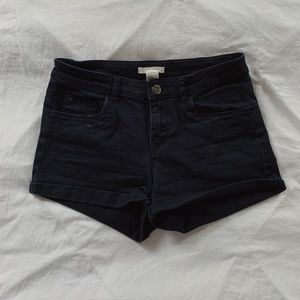 Black H&M shorts